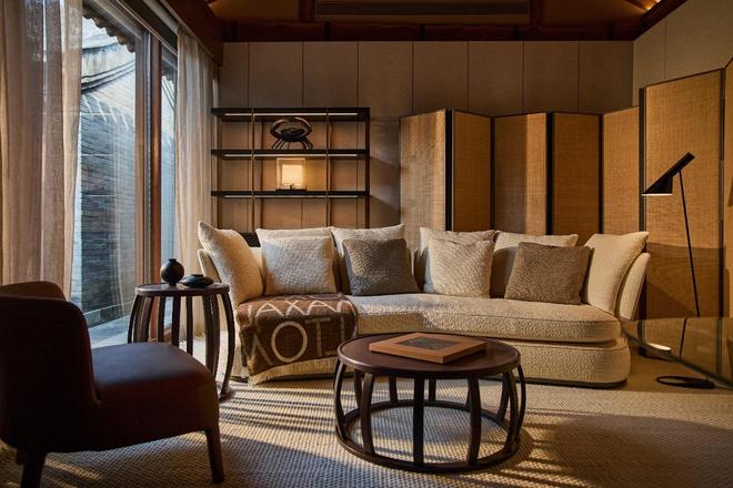 变论坛徕卡推出SL3记者版相机｜一周有品指南CQ9传奇电子比特斯系列启动“她绽放”女性创(图7)